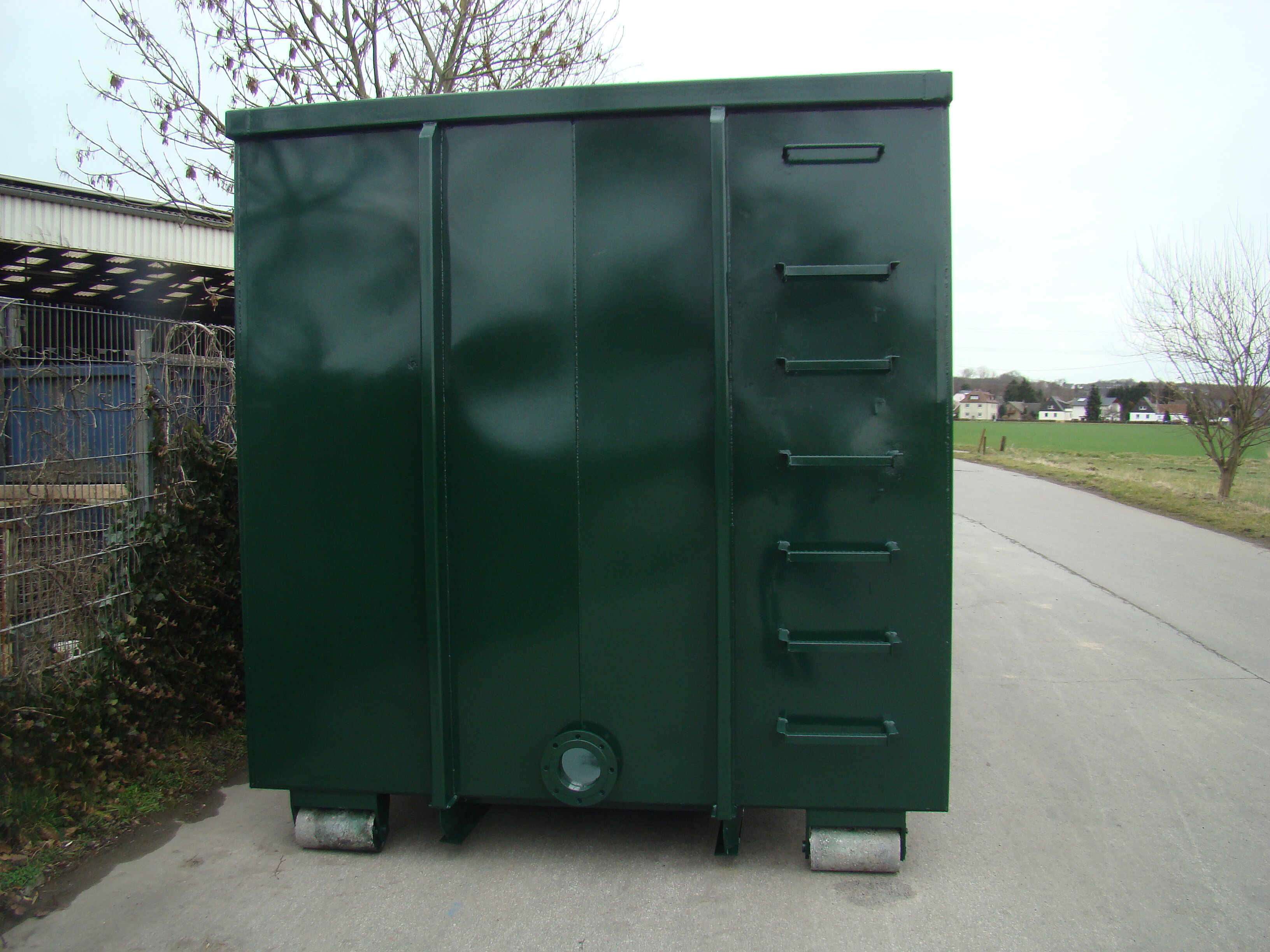 Landwirtschaftscontainer, Güllecontainer, Trocknungscontainer, Forstwirtschaft, Holzcontainer, Holztrocknungscontainer, Container mit Hydraulik, Wassercontainer, Wassertank